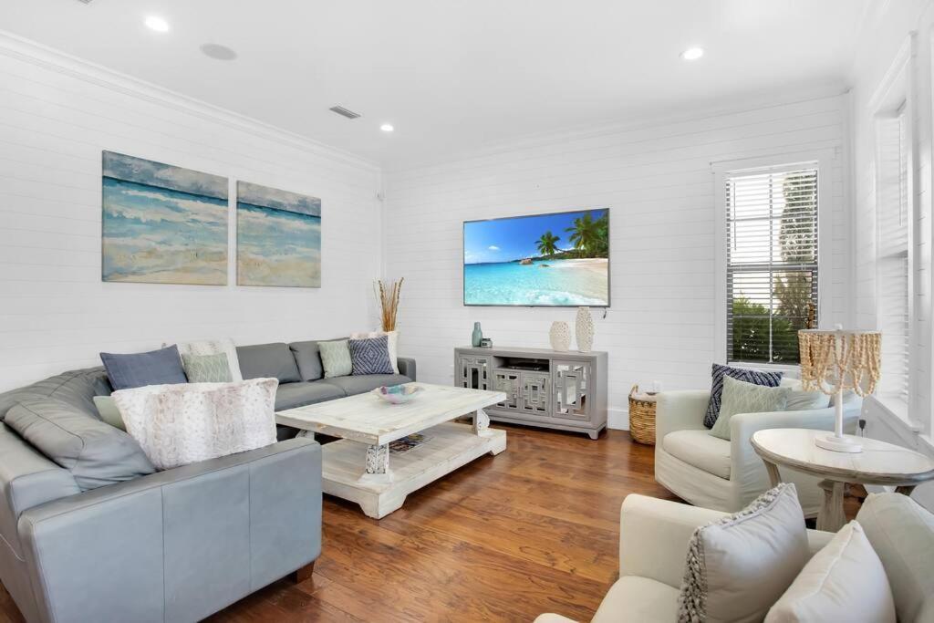 Large 4 Bedroom With Bunk Room And 2 Golf Carts! Destin Bagian luar foto