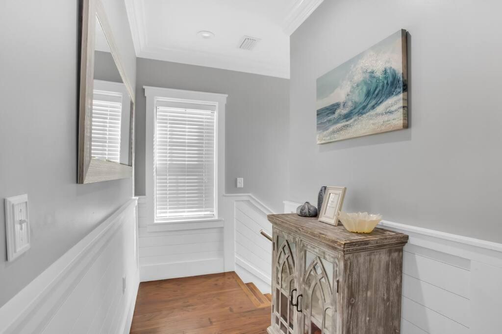 Large 4 Bedroom With Bunk Room And 2 Golf Carts! Destin Bagian luar foto