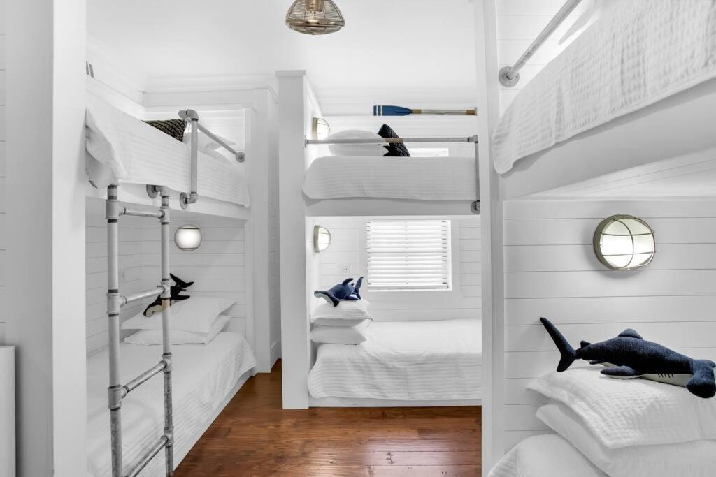 Large 4 Bedroom With Bunk Room And 2 Golf Carts! Destin Bagian luar foto