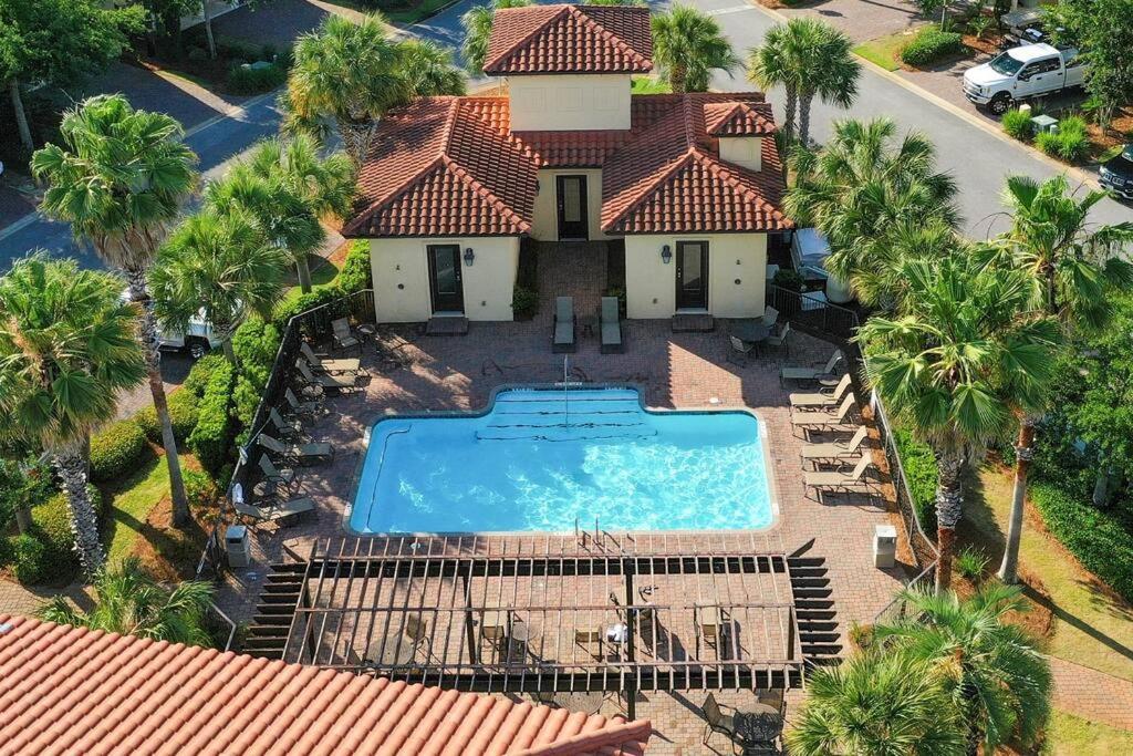 Large 4 Bedroom With Bunk Room And 2 Golf Carts! Destin Bagian luar foto