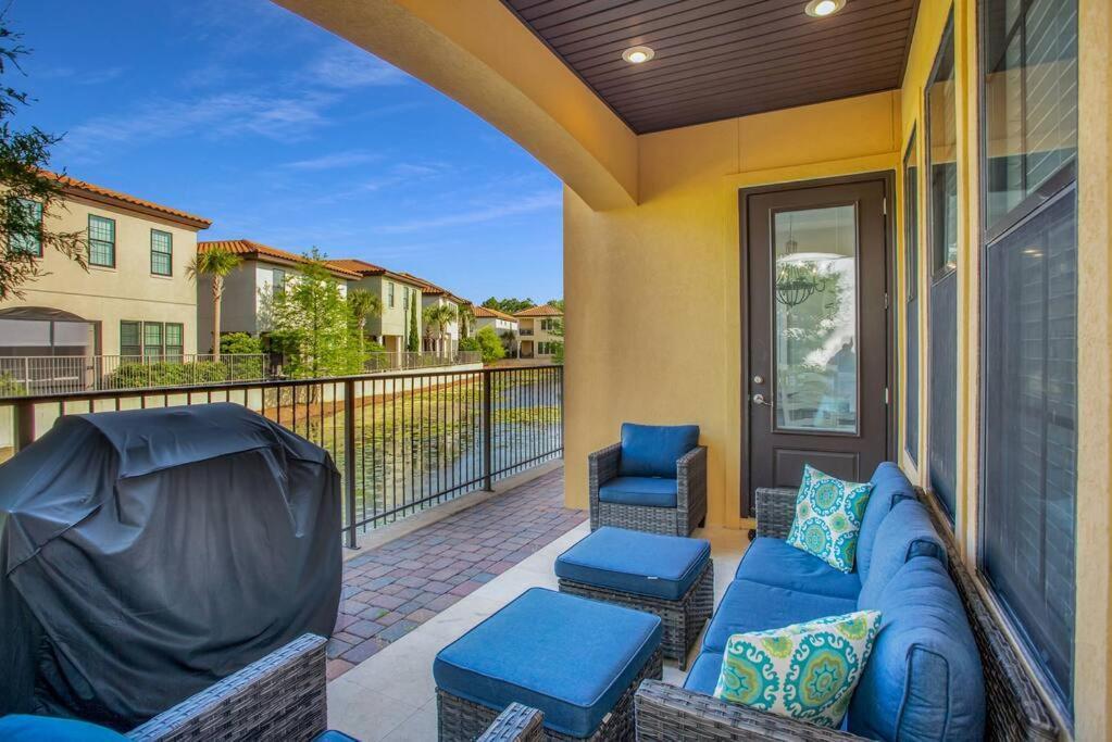 Large 4 Bedroom With Bunk Room And 2 Golf Carts! Destin Bagian luar foto