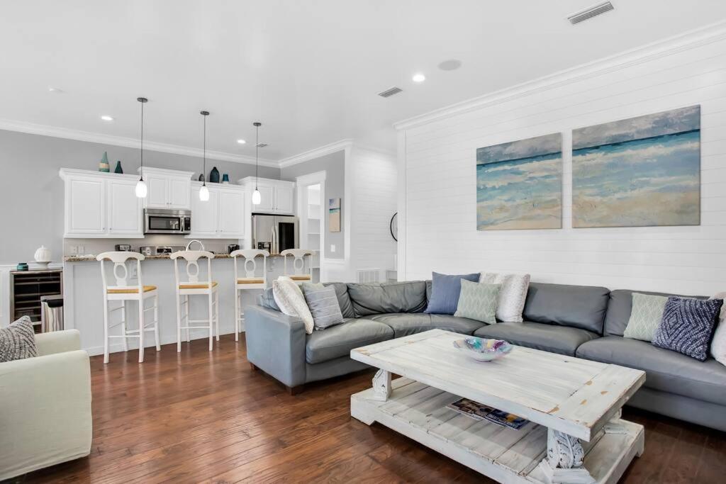 Large 4 Bedroom With Bunk Room And 2 Golf Carts! Destin Bagian luar foto